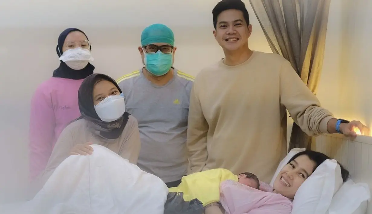 Ardina Rasti melahirkan anak kedua (Instagram/ardinarasti6)