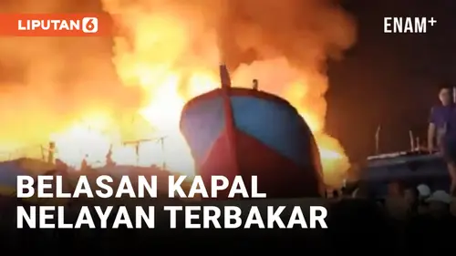 VIDEO: Belasan Kapal Nelayan di Pekalongan Ludes Terbakar