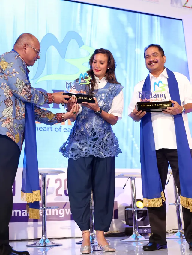 Artis Jadi Aktivis Lingkungan