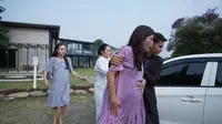 Sinetron&nbsp;Di Antara Dua Cinta tayang di SCTV. (Dok. SCTV/Sinemaart)