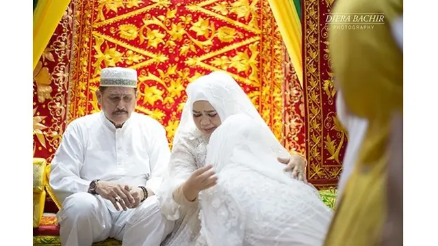 7 Momen Pengajian Cut Meyriska Jelang Pernikahan, Diwarnai Tangis Haru