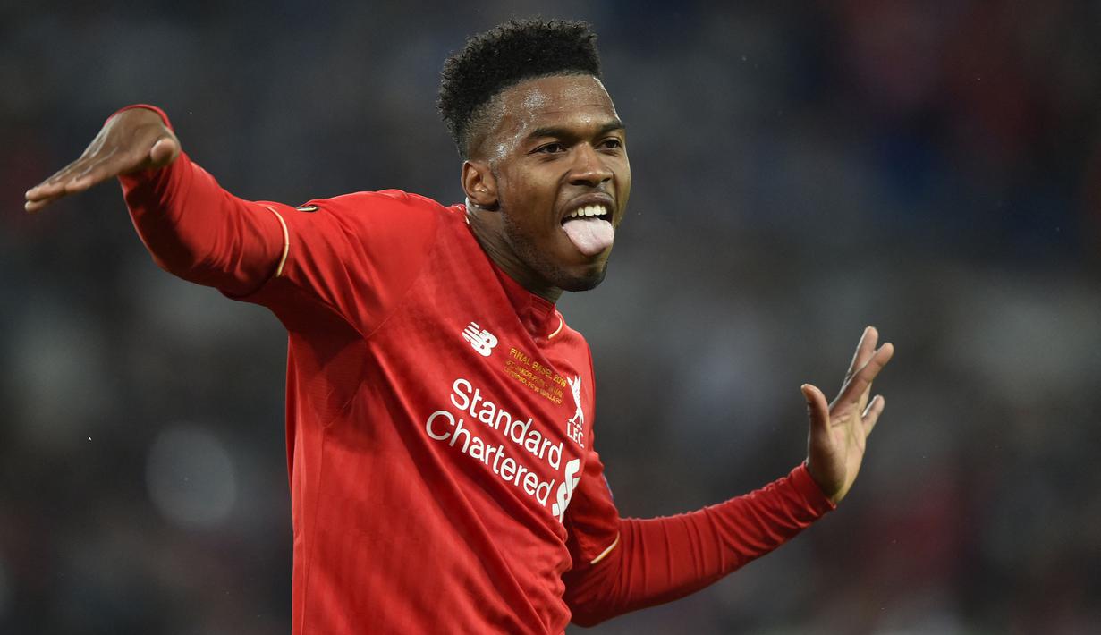 <p>Daniel Sturridge. Liverpool mendatangkan striker Inggris ini dari Chelsea pada tengah musim 2012/2013 dengan nilai transfer 15 juta euro. Ia sempat dipinjamkan selama setengah musim ke West Bromwich Albion pada pertengahan musim 2017/2018 dengan biaya 2,3 juta euro. Pada awal musim 2019/2020 ia dilepas gratis ke Trabzonspor setelah total memperkuat The Reds dalam 160 laga di semua ajang dengan torehan 68 gol dan 26 assist. (AFP/Michael Buholzer)</p>