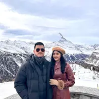 Setelah menikah, Erina Gudono dan Kaesang Pangarep tampil makin serasi. Erina kerap dampingi Kaesang saat menghadiri beberapa cara. [@erinagudono]