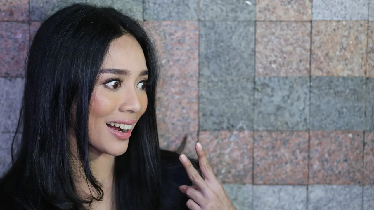 [Bintang] Dea Ananda 