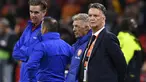 Di samping menjadi ajang unjuk kebolehan para pemain kelas dunia, Piala Dunia 2022 Qatar yang kurang dari seminggu lagi akan digelar tentunya juga menjadi ajang persaingan 32 pelatih top yang membesut timnas masing-masing. Dari jumlah tersebut, tercatat ada 5 pelatih dengan usia di atas 60 tahun yang masuk dalam barisan pelatih tertua di Piala Dunia 2022 Qatar. Berikut daftar kelima pelatih tersebut. (AFP/John Thys)