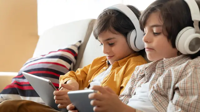 Cara Agar Anak Tidak Ketergantungan Gadget Selama Libur, Lebih Sehat dan Berkualitas