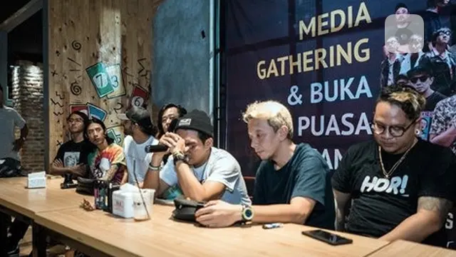 Rocket Rockers