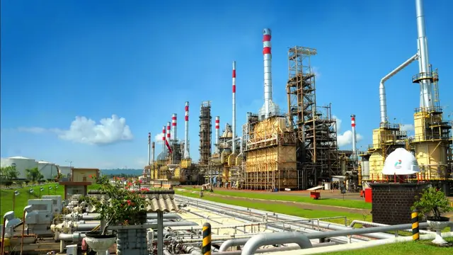 Kilang Minyak Pertamina.