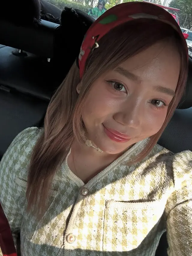 Camillia Azzahra Putri Ridwan Kamil saat Nonton Konser G-Dragon Jakarta. [@camilliaazr]