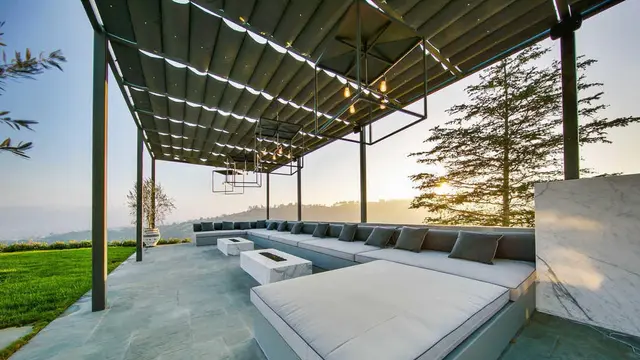 [Bintang] Kylie Jenner