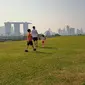 Melihat Kota Singapura dari Kawasan Marina Barrage. (Liputan6.com/Agustina Melani)