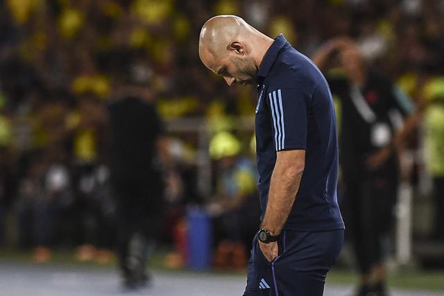 Ikuti Jejak Tata Martino, Siapa Pengganti Mascherano?