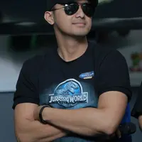 Aktor yang berencana untuk maju sebagai Wakil Bupati di Kabupaten Bekasi pada 2017, ini mengaku kegiatan barunya menjadi dubber sebagai bentuk eksplorasi dalam dunia hiburan yang membesarkan namanya. (Adrian Putra/Bintang.com)