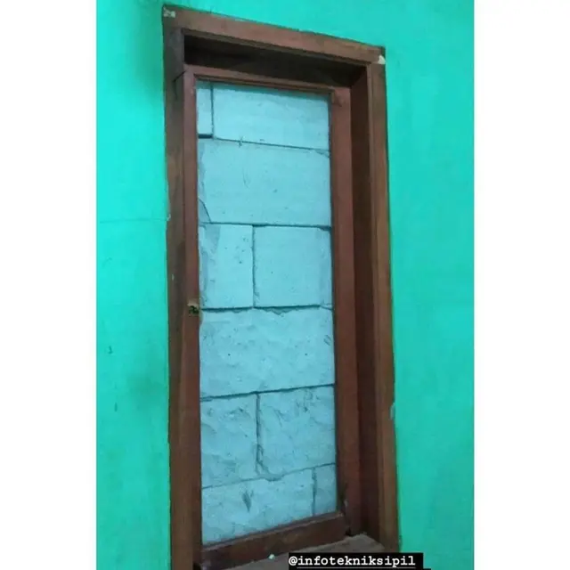 6 Desain Jendela Rumah Ini Kelewat Unik, Bikin Geleng Kepala