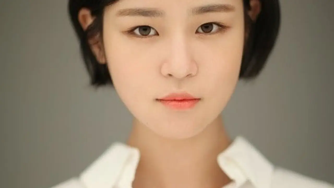 Shim Eun Woo