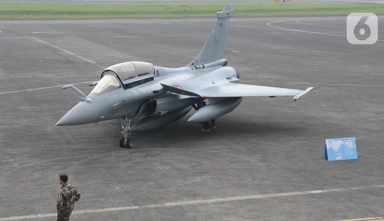 Adapun sebagai informasi, Indonesia juga sedang memesan enam jet tempur Rafale dari Dassault Aviation dan dua pesawat angkut Airbus A400M dari Airbus Defense. (merdeka.com/imam buhori)