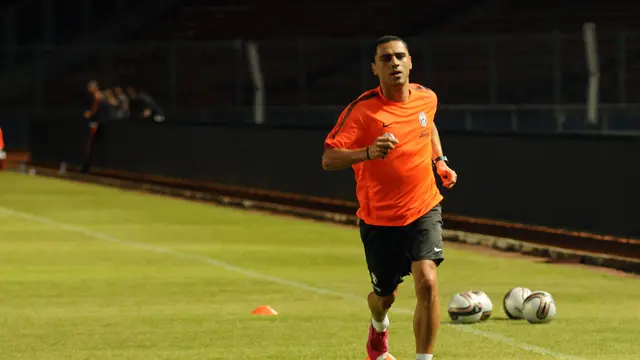 Juve Jajal Rumput GBK