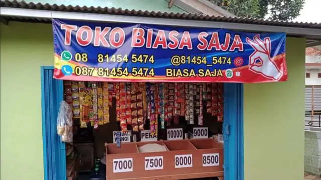 6 Nama Warung Seperti Enggak Niat Ini Bikin Bertanya-Tanya,