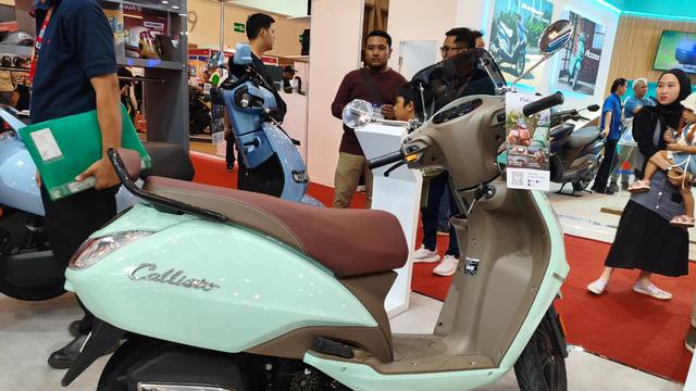 TVS Calisto hadir simpel namun fungsional, motor bensin seharga Rp 17 juta dengan mesin 124,8 cc. (Muhamad Ridwan/Liputan6.com)