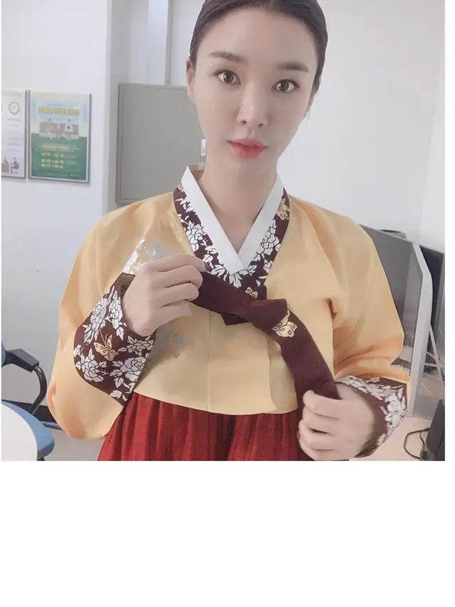 7 Pesona Lee Somin, Artis Korea Selatan yang Idolakan Hotman Paris