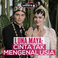 Luna Maya resmi menikah di usia 41 tahun, membuktikan bahwa cinta sejati datang pada waktu yang tepat. Perjalanan panjangnya menjadi inspirasi bagi perempuan untuk menanti dengan sabar dan tidak terikat oleh stigma usia. #fimelaupdate #fimelahariini #fmlmmd