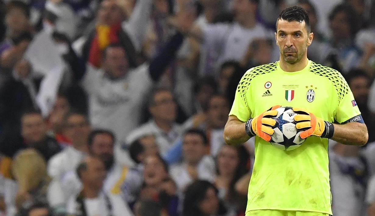 8. Gianluigi Buffon (Italia) - Juventus. (EPA/Daniel Dal Zennaro)