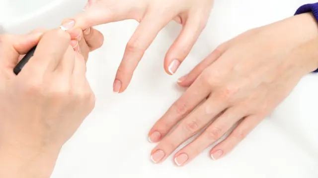 Tahapan Japanese Manicure