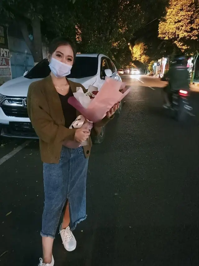 Jarang Tersorot, Ini 6 Gaya Casual Dikna LIDA 2020 saat di Luar Panggung