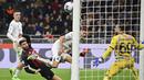 Gol Giroud juga memastikan kemenangan AC Milan atas Spezia dengan skor 2-1. Ia menjebol gawang tim tamu dengan tendangan voli memaksimalkan umpan Sandro Tonali. (Massimo Paolone/LaPresse via AP)