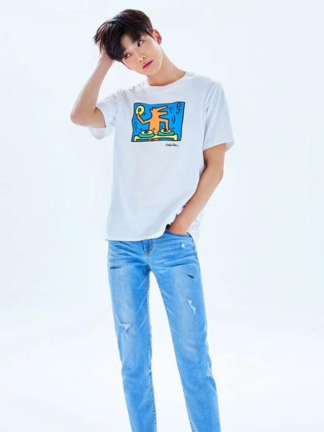 [Bintang] Seperti Tiang Listrik, Ini 8 Idol K-pop yang Tingginya di Atas Rata-rata