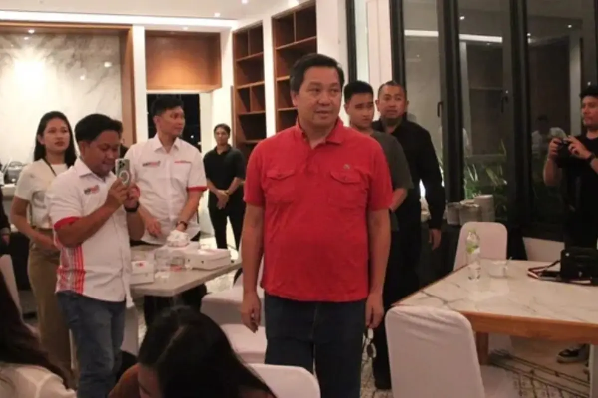 Disambut Meriah Pendukung, Steven Kandouw & Olly Dondokambey Gelar Kampanye Akbar