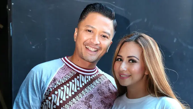 [Bintang] Ferry Maryadi dan Deswita Maharani