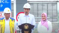 Presiden RI Joko Widodo (Jokowi) berpidato dalam acara peresmian Jalan Tol Bengkulu-Taba Penanjung, pada Kamis, 20 Juli 2023. (Photo dok. youtube.com/@SekretariatPresiden)