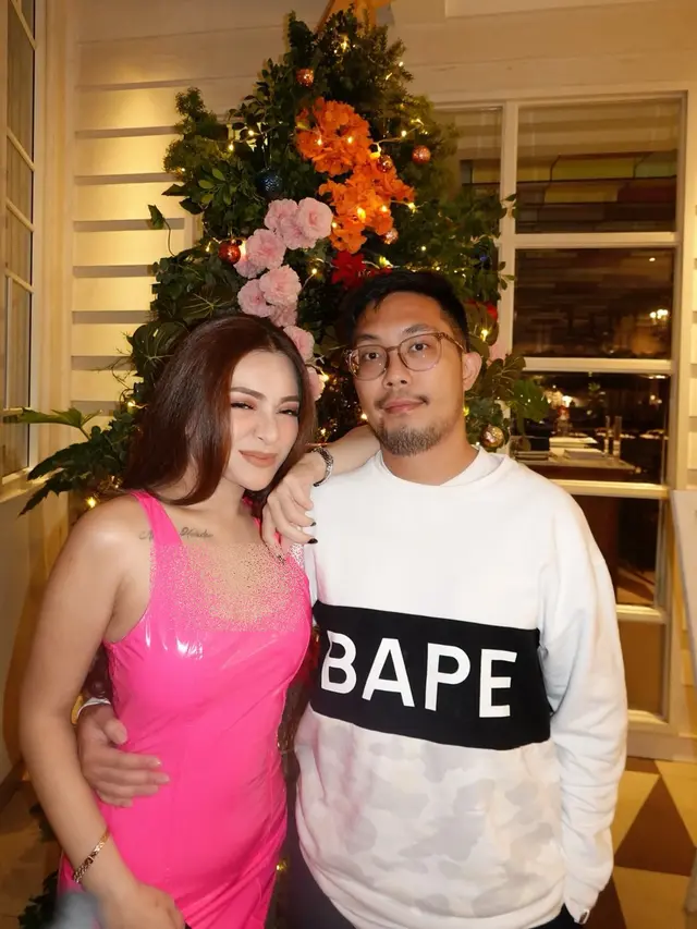6 Potret Nathalie Holscher Pamer Pacar Baru, Ini Profesi Richard Refanov