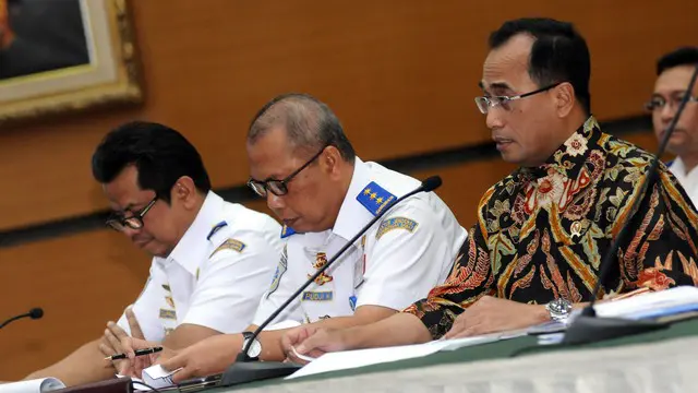 NEWS FLASH: Menhub Akan Gelar Kontes Klakson Bus Om Telolet Om