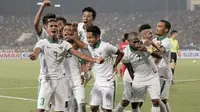 Timnas Indonesia lolos ke final Piala AFF 2016 setelah menang agregat 4-3 atas Vietnam. (Bola.com/Peksi Cahyo)