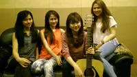 4 Cewek Cantik Ini Daur Ulang Lagu Milik Sheila On 7