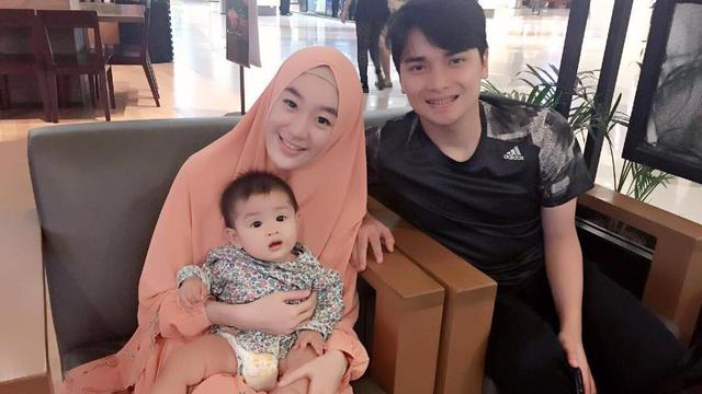 Foto Tanpa Cadar, Istri Muhammad Alvin Faiz Dikomentari 
