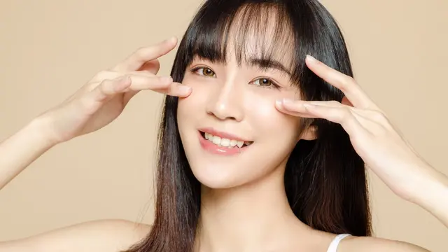 Tips Perawatan Kulit Kering dan Dehidrasi di Malam Hari, biar Tetap Glowing Selama Puasa