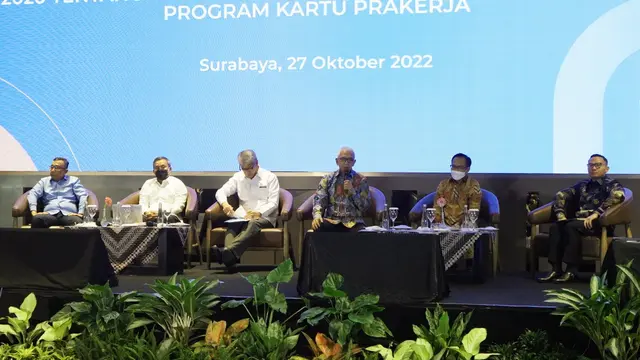 Program Kartu Prakerja diluncurkan sebagai salah satu program strategis Pemerintah yang bertujuan untuk meningkatkan kompetensi angkatan kerja di Indonesia. (sumber: ekon.go.id)