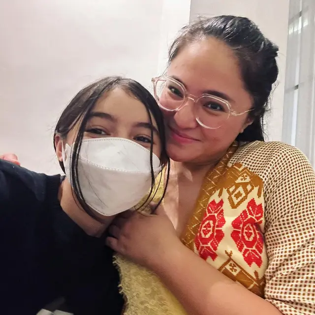 Rindu Berperan Jadi Ibu untuk Anak, Ini 7 Potret Kebersamaan Marshanda dan Sienna