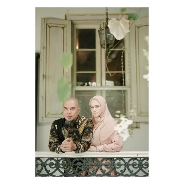 6 Momen Mulan Jameela dan Ahmad Dhani ke Keraton Solo, Curi Perhatian