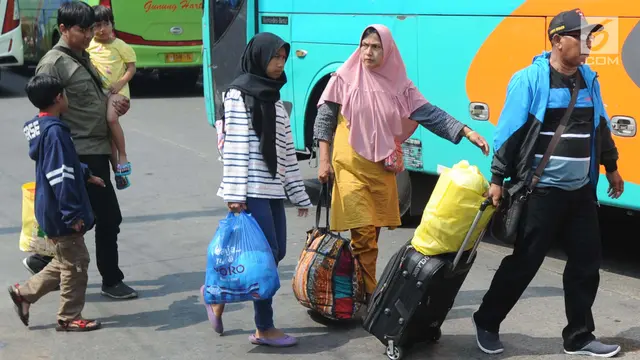Arus Balik Lebaran 2019 di Kampung Rambutan
