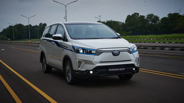 Toyota Kijang Innova EV Concept