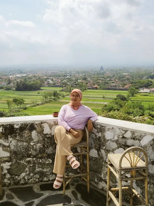 Cerita penulis Ifnur Hikmah yang Kini Memiliki Ratusan Pembaca Per Judul, credit: @ifnurhikmah.