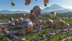 Tren Wisata Pelancong Indonesia 2026, dari Destinasi Alam hingga Wisata Religi