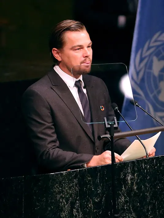 Ini bukan pertama kalinya bahwa Leo dan Roxy telah memicu rumor asmara. Keduanya juga terlihat bersama di London Chiltern Firehouse pada bulan Mei lalu. (AFP/Bintang.com)