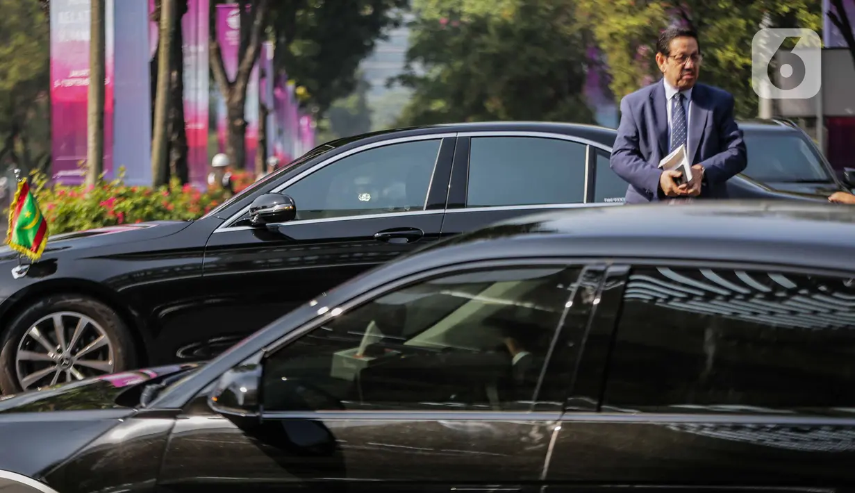 Sejumlah delegasi mulai berdatangan untuk menghadiri pembukaan KTT ke-43 ASEAN di Jakarta Convention Center (JCC), Senayan, Selasa (5/9/2023). (Liputan6.com/Faizal Fanani)