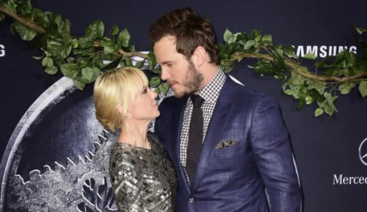 Berakhirnya hubungan rumah tangga Chris Pratt dan Anna Faris ternyata membuat sedih banyak pihak. Mengingat selama ini tidak pernah ada gossip yang hadir di tengah hubungan pernikahan mereka. (AFP/Frazer Harrison)