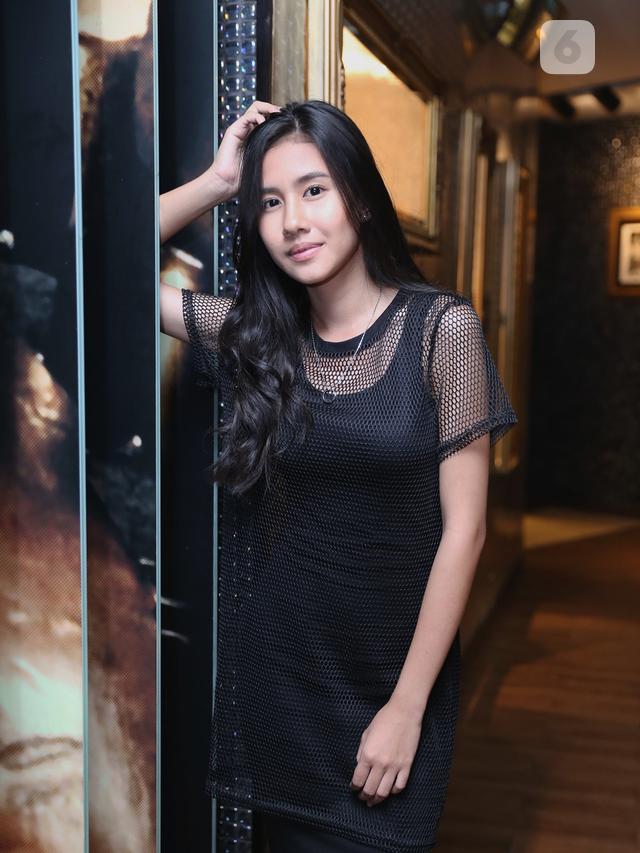 [Bintang] Shenina Cinnamon